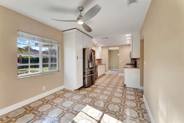 1100 SW 12th Avenue, Boca Raton, FL 33486