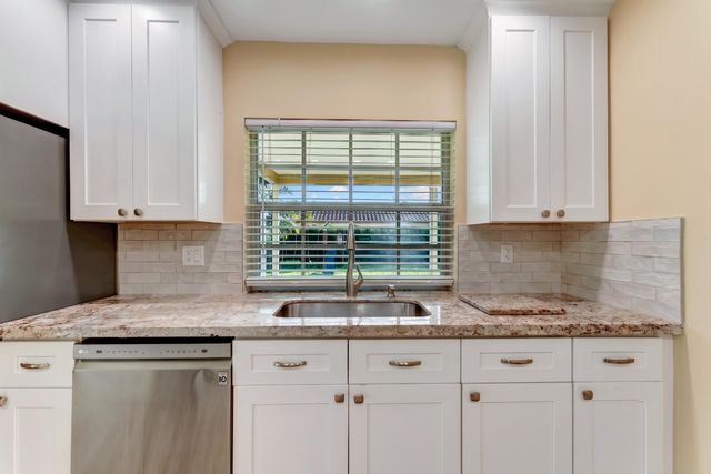 1100 SW 12th Avenue, Boca Raton, FL 33486