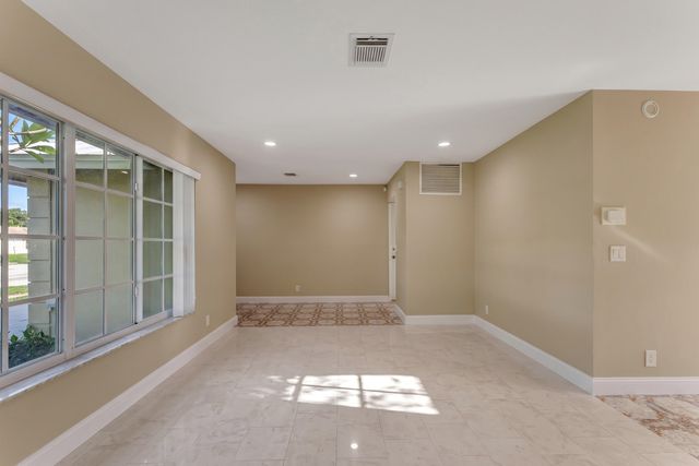 1100 SW 12th Avenue, Boca Raton, FL 33486