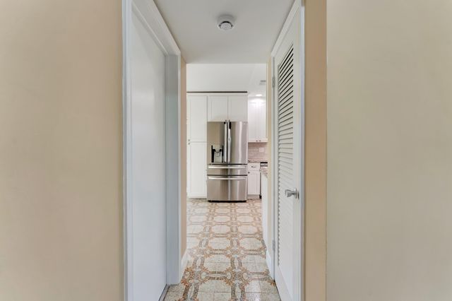 1100 SW 12th Avenue, Boca Raton, FL 33486