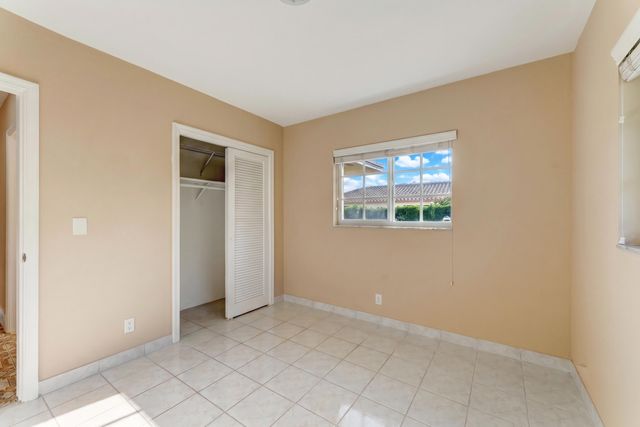 1100 SW 12th Avenue, Boca Raton, FL 33486
