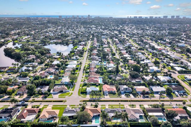 1100 SW 12th Avenue, Boca Raton, FL 33486