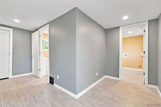 92 Glenwood Avenue, Buffalo, NY 14209