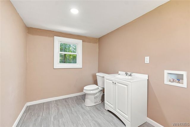 92 Glenwood Avenue, Buffalo, NY 14209