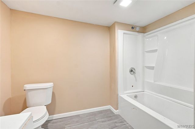 92 Glenwood Avenue, Buffalo, NY 14209