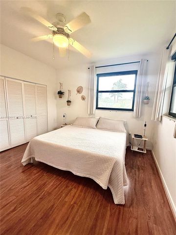 101 Ocean Lane Drive 4011, Key Biscayne, FL 33149