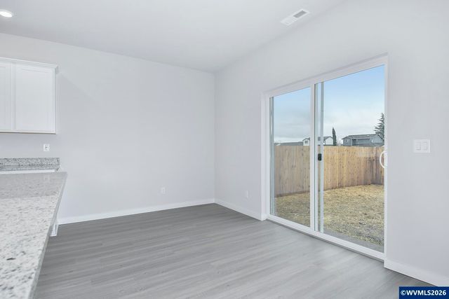 1355 Owl Av, Woodburn, OR 97071