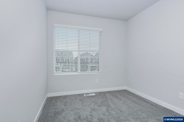 1355 Owl Av, Woodburn, OR 97071