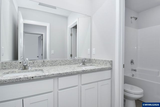 1355 Owl Av, Woodburn, OR 97071