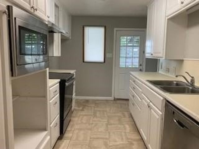 6073 Edgewater Dr, Corpus Christi, TX 78412