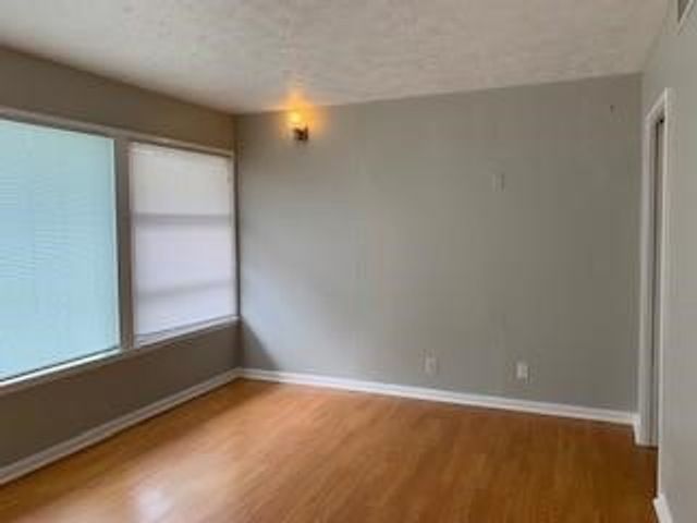 6073 Edgewater Dr, Corpus Christi, TX 78412