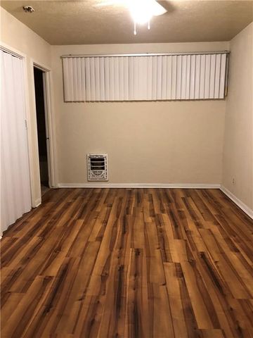 6073 Edgewater Dr, Corpus Christi, TX 78412