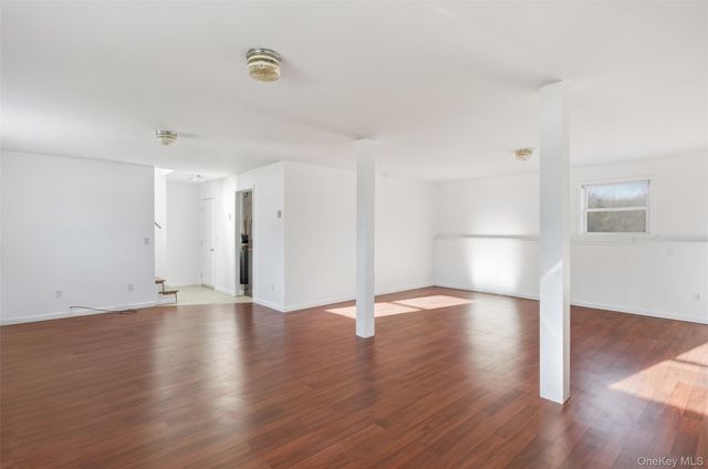 22 Cook Lane, Gardiner, NY 12525