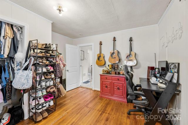 507 S Maple Street, Dallas, NC 28034