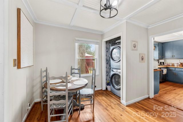 507 S Maple Street, Dallas, NC 28034