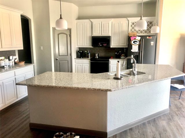 522 County Road 3386, Paradise, TX 76073