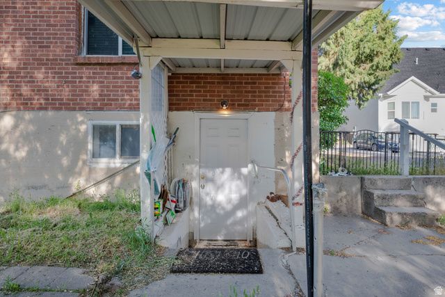 1275 N GENEVA RD, Provo, UT 84601