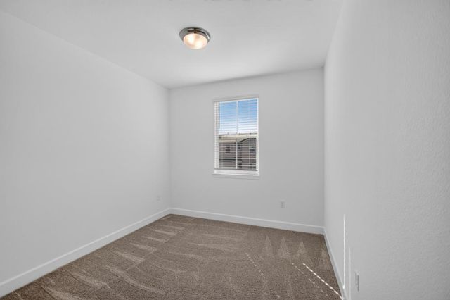 3561 Damora Ave, Sacramento, CA 95835