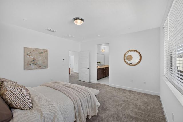 3561 Damora Ave, Sacramento, CA 95835