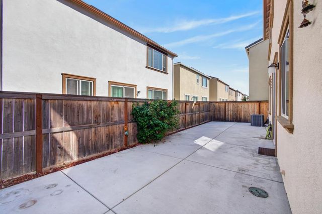 3561 Damora Ave, Sacramento, CA 95835