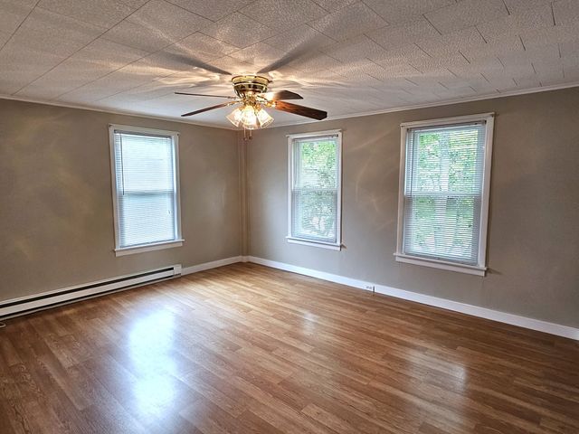 27 Ferry B, Grafton, MA 01560