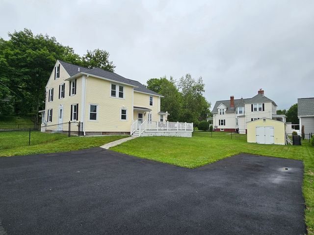 27 Ferry B, Grafton, MA 01560