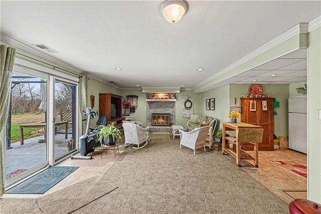 1510 S Lakestone Drive, Olathe, KS 66061