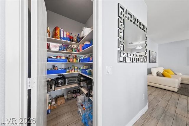 7925 Limbwood Court, Las Vegas, NV 89131