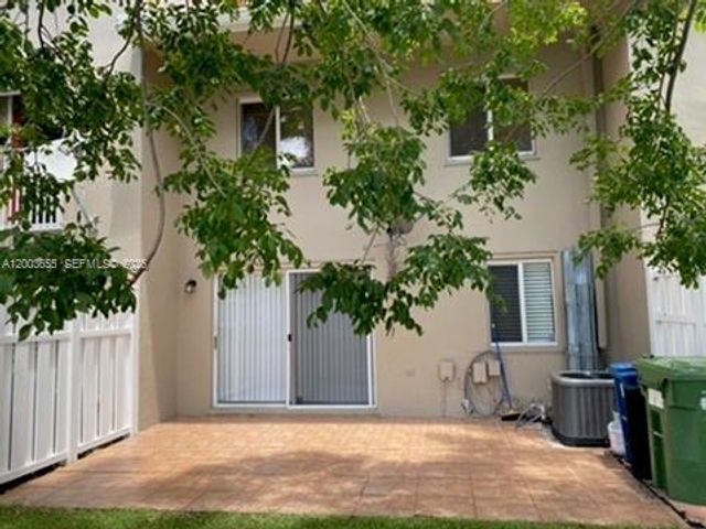 203 Riviera Cir 203, Weston, FL 33326