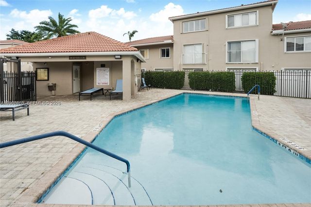 203 Riviera Cir 203, Weston, FL 33326
