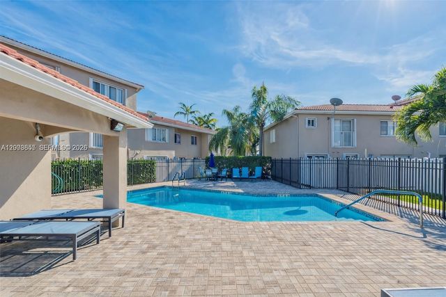 203 Riviera Cir 203, Weston, FL 33326