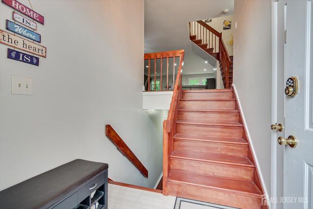4506 Stonehedge Road, Edison, NJ 08820