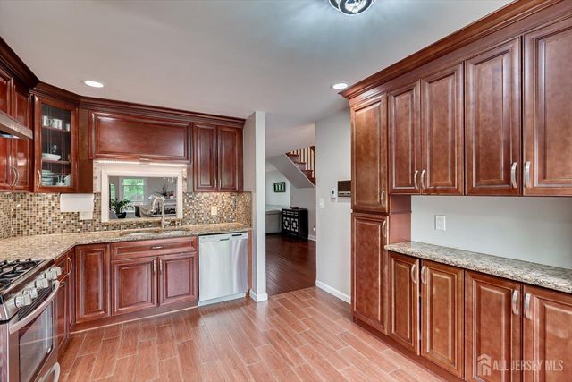 4506 Stonehedge Road, Edison, NJ 08820