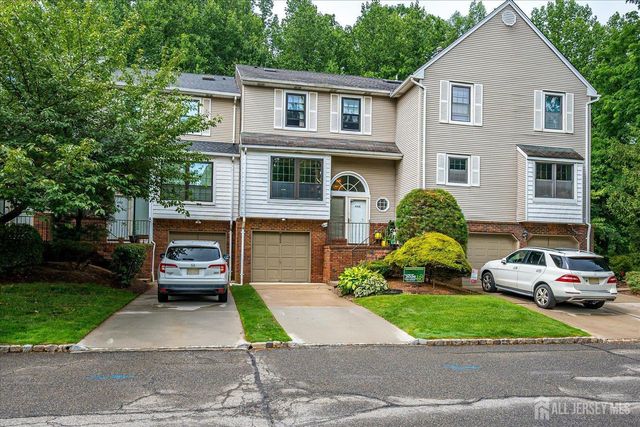4506 Stonehedge Road, Edison, NJ 08820