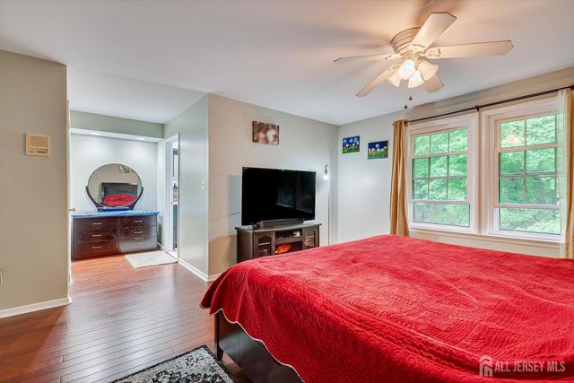 4506 Stonehedge Road, Edison, NJ 08820