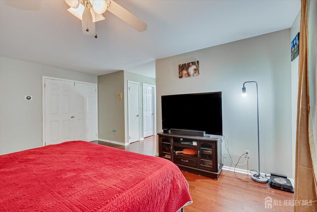 4506 Stonehedge Road, Edison, NJ 08820