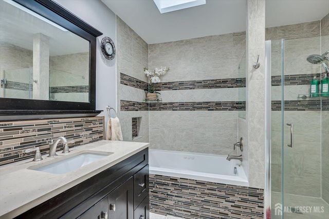 4506 Stonehedge Road, Edison, NJ 08820