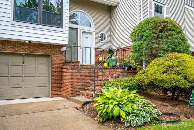 4506 Stonehedge Road, Edison, NJ 08820