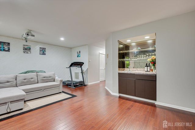 4506 Stonehedge Road, Edison, NJ 08820