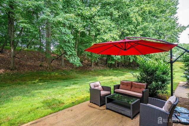 4506 Stonehedge Road, Edison, NJ 08820