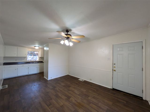 710 Boulevard Boulevard N, Dallas, TX 75211