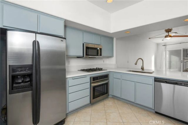 200 Pacific Coast Highway 416, Huntington Beach, CA 92648