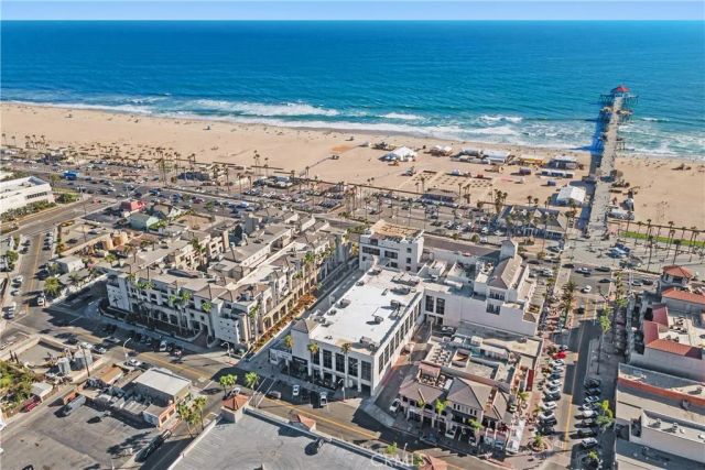 200 Pacific Coast Highway 416, Huntington Beach, CA 92648