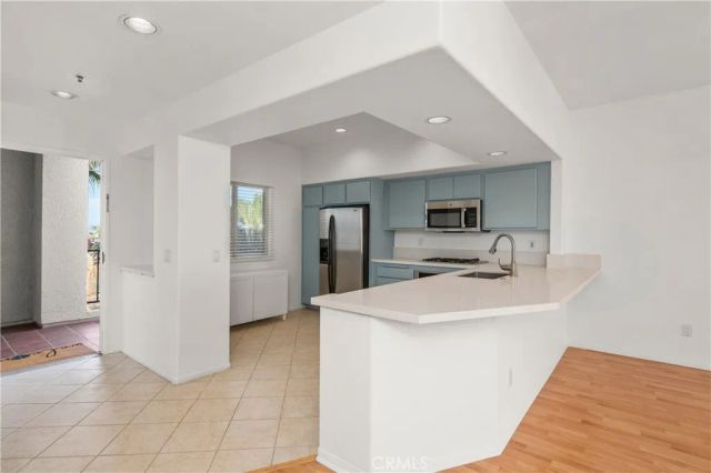 200 Pacific Coast Highway 416, Huntington Beach, CA 92648