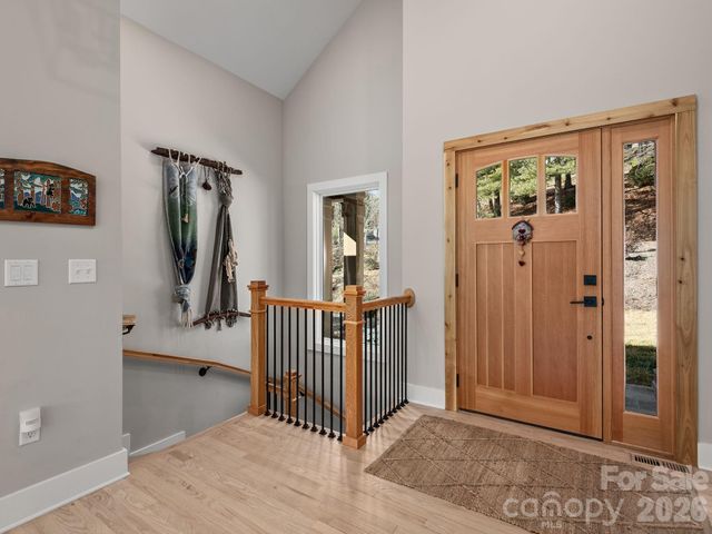 41 Robinhood Road, Asheville, NC 28804