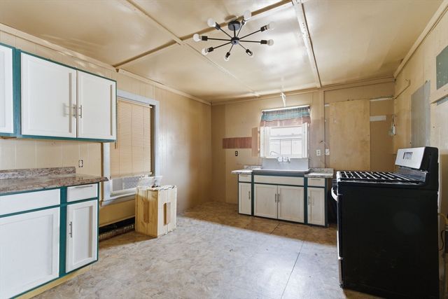 116 Irving St, Fall River, MA 02723