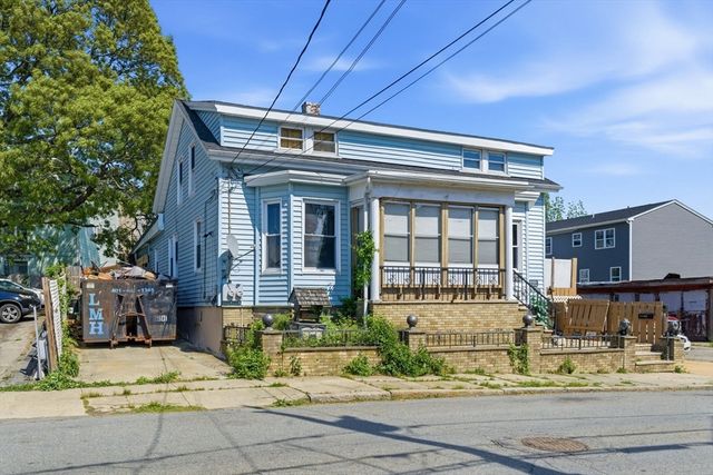 116 Irving St, Fall River, MA 02723