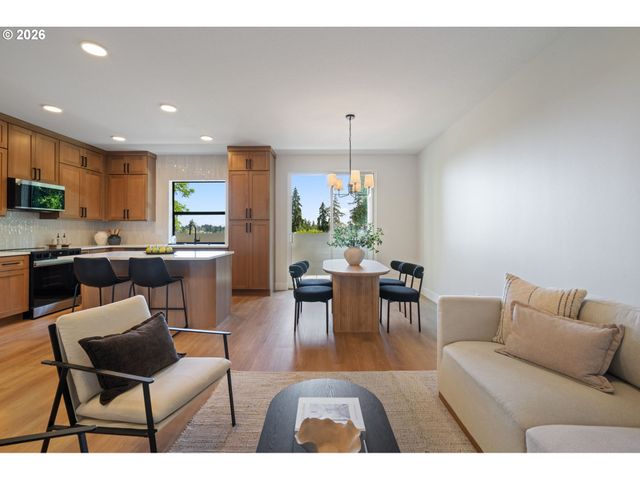 2902 E Mcloughlin Blvd 2, Vancouver, WA 98661