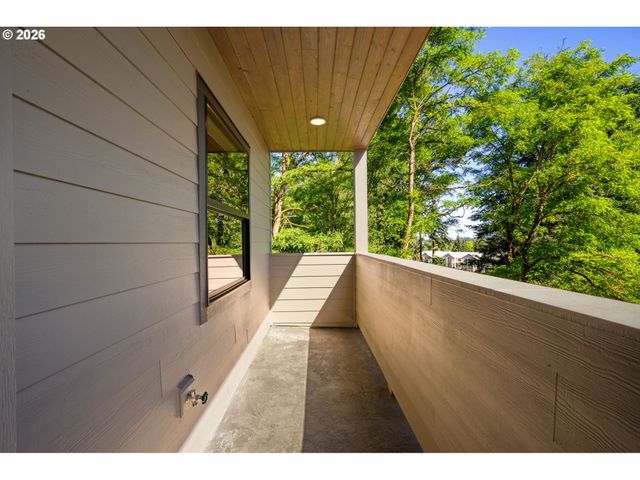 2902 E Mcloughlin Blvd 2, Vancouver, WA 98661