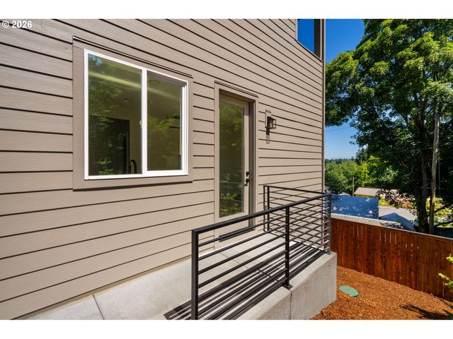 2902 E Mcloughlin Blvd 2, Vancouver, WA 98661